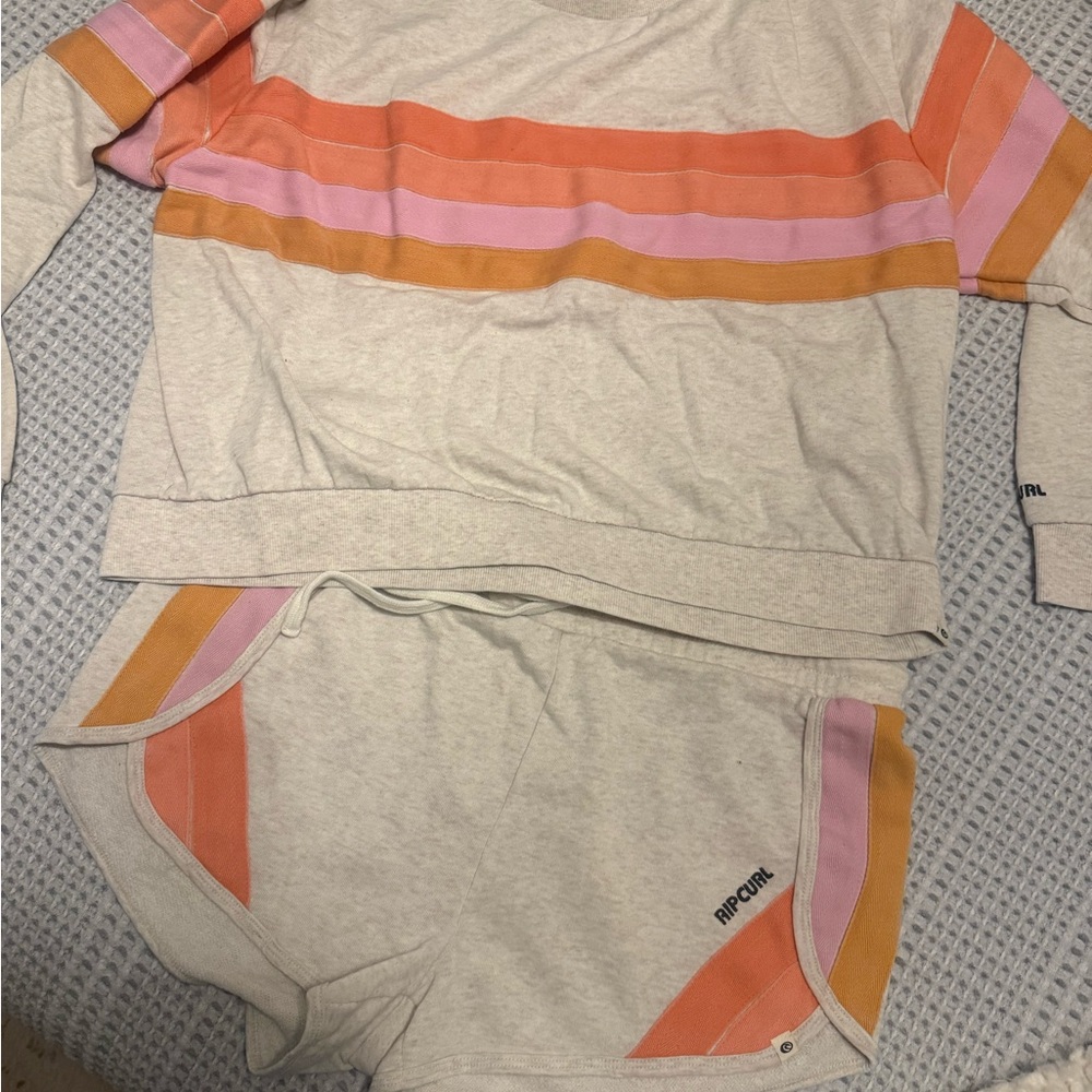 Rip Curl Cream Terry Sweatshorts with Navy Logo